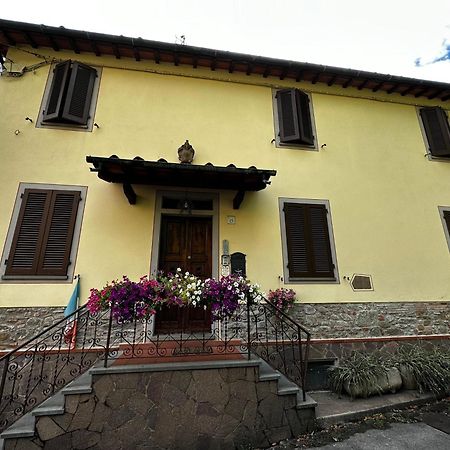 A Collodi Io & Mamma Bed & Breakfast Exterior photo